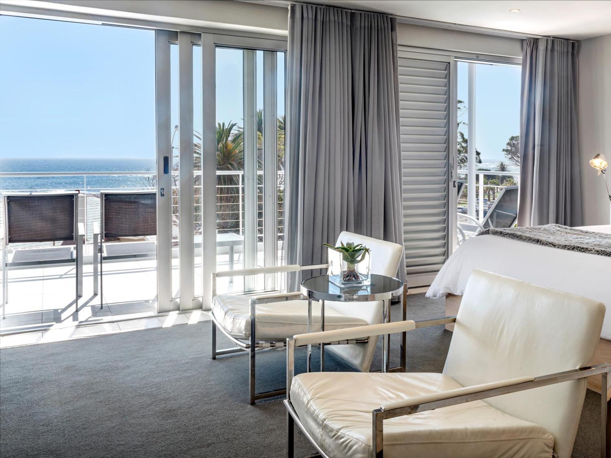 South Beach Camps Bay Boutique Hotel Kapské Město Exteriér fotografie A suite at the Cape Town Protea Hotel