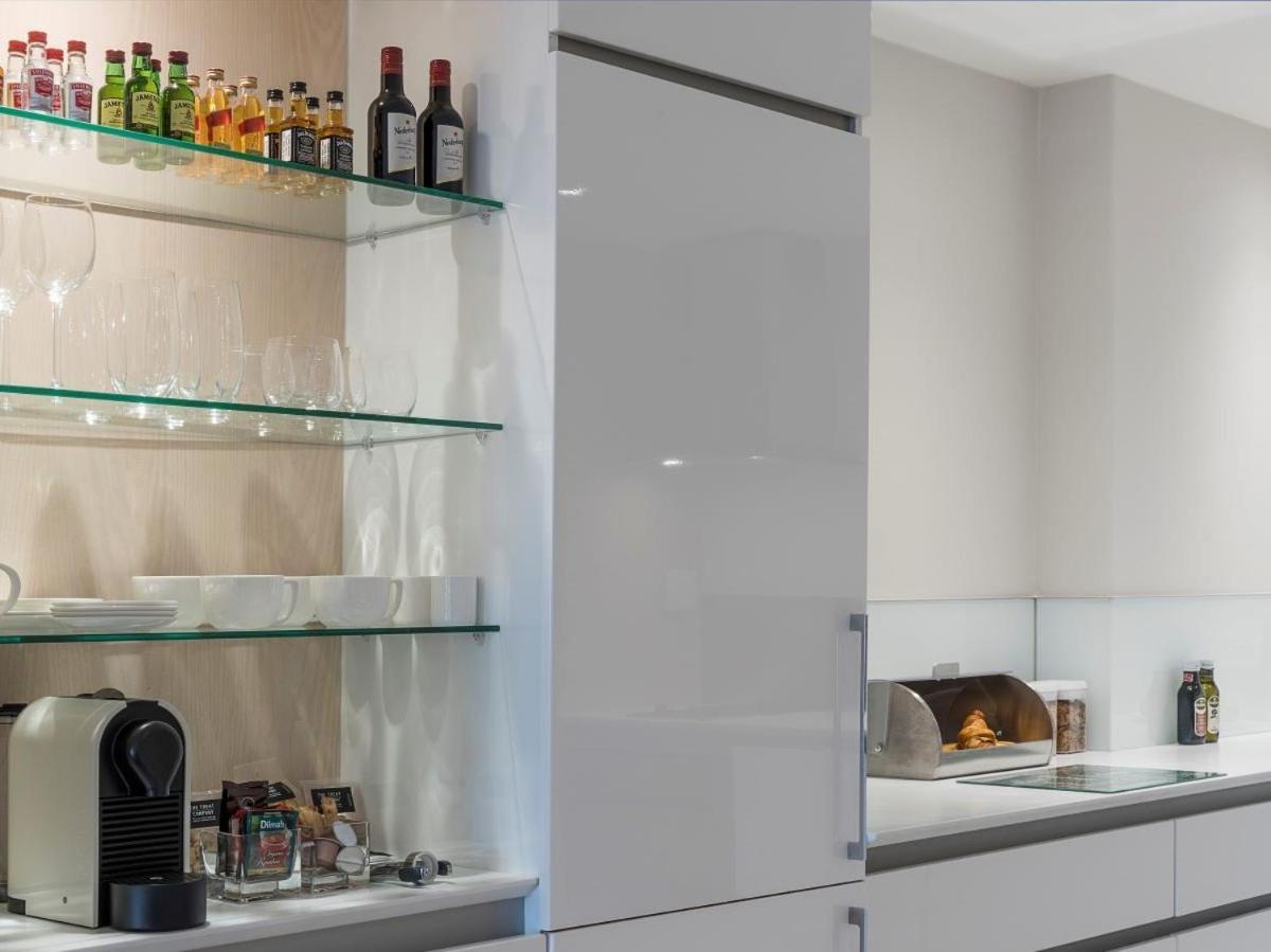 South Beach Camps Bay Boutique Hotel Kapské Město Exteriér fotografie A refrigerator