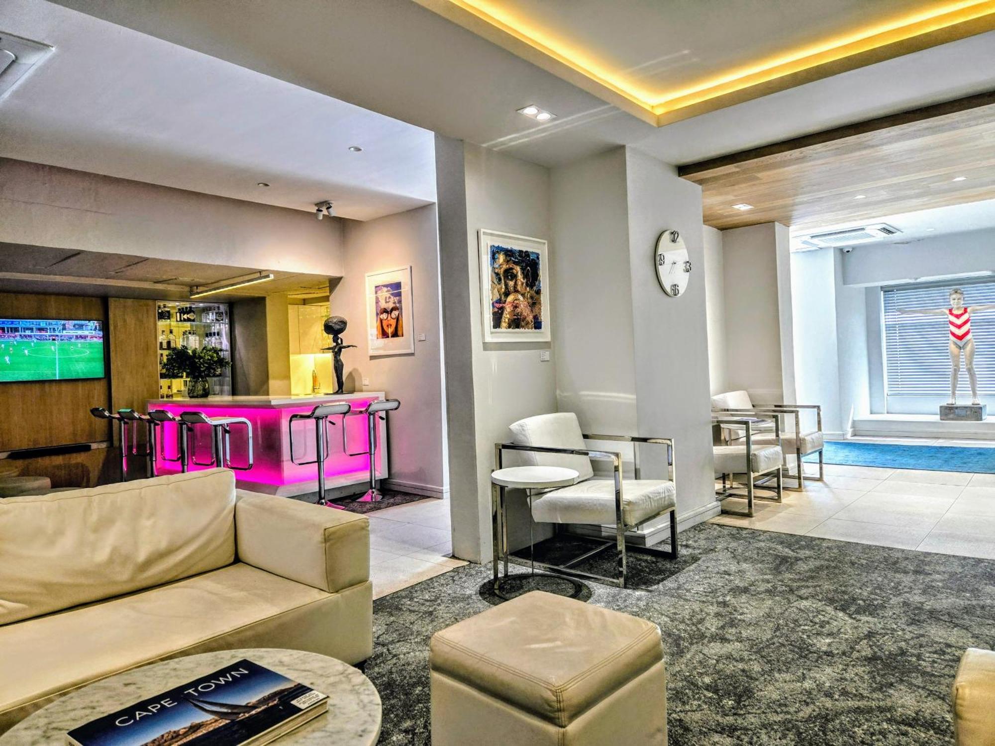 South Beach Camps Bay Boutique Hotel Kapské Město Exteriér fotografie The lounge at the airport